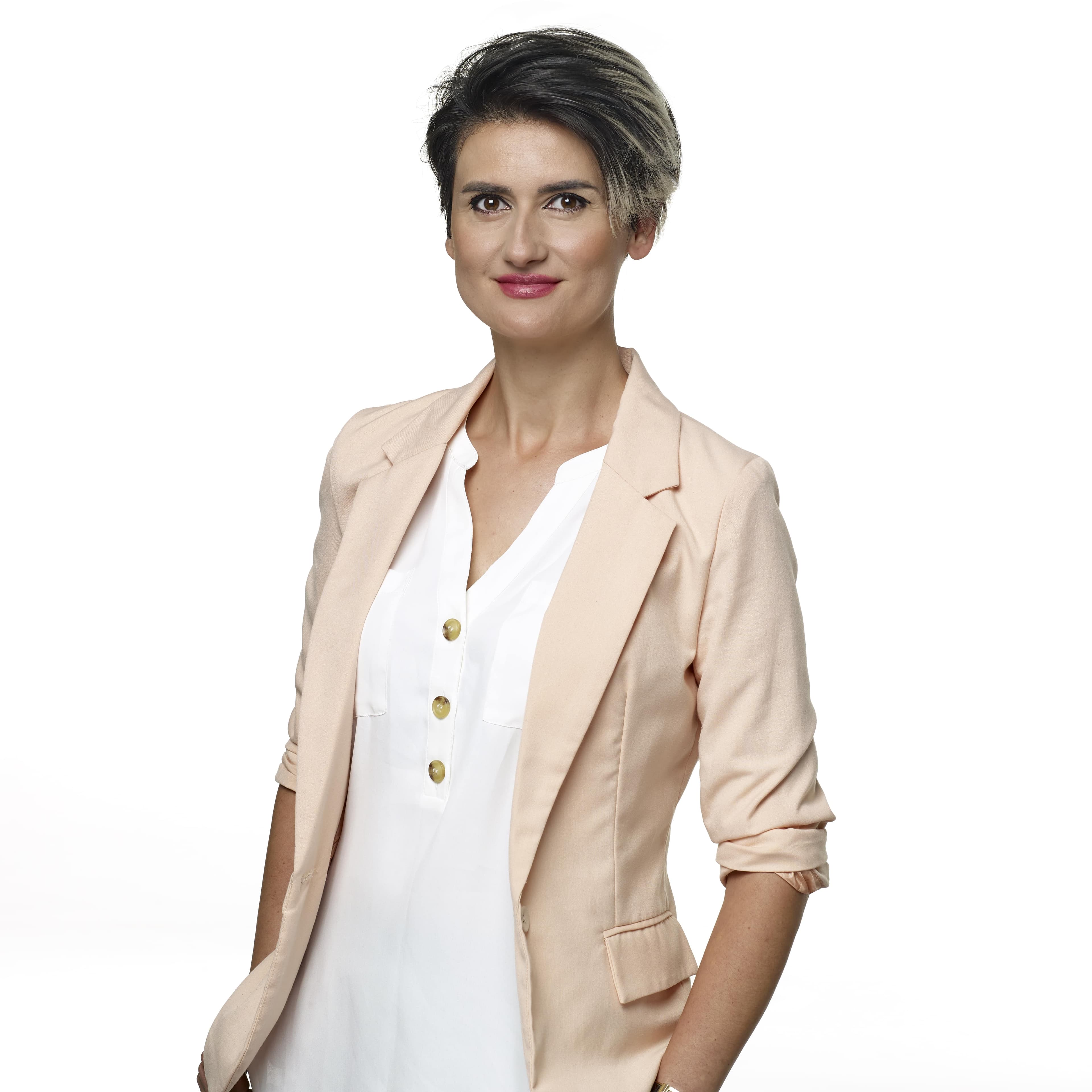 Sahar Safai, Finance Director